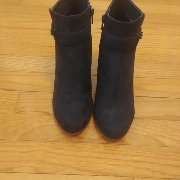 Merona Ankle Booties - Picture 2 of 9